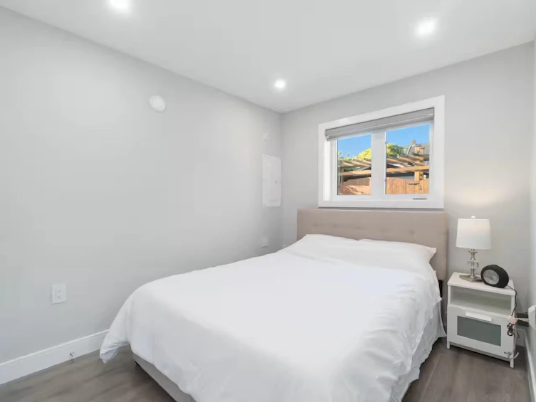 2984 Kitchener Street, Vancouver, BC, V5K 3E5 - 20