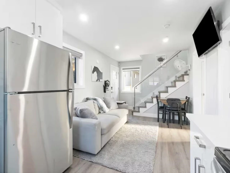 2984 Kitchener Street, Vancouver, BC, V5K 3E5 - 17