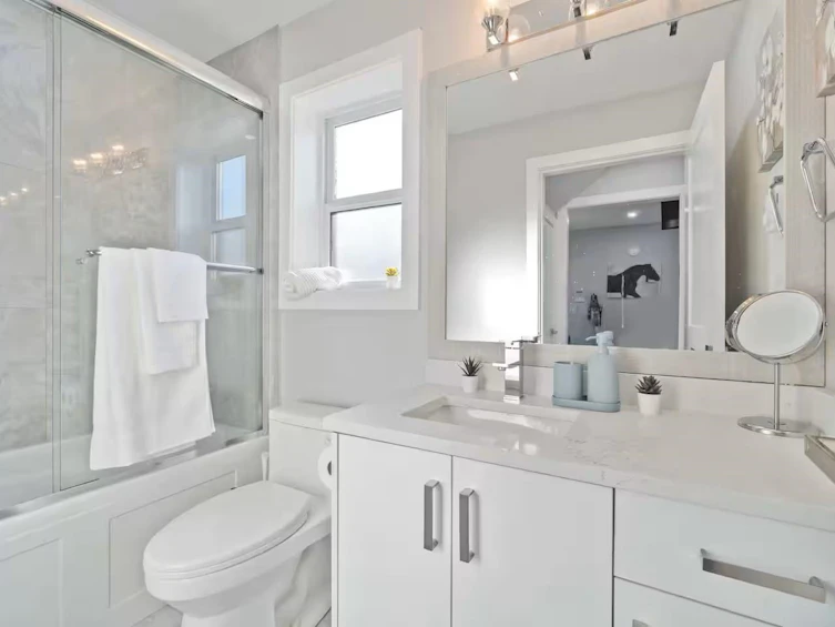 2984 Kitchener Street, Vancouver, BC, V5K 3E5 - 24