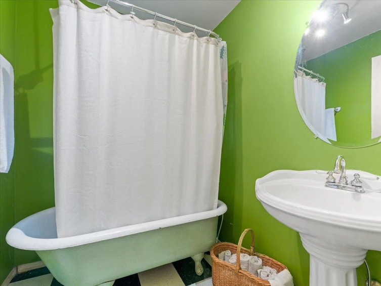 2648 Templeton Drive, Vancouver, BC, V5N 4W3 - 20