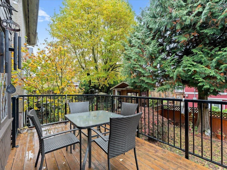2648 Templeton Drive, Vancouver, BC, V5N 4W3 - 13