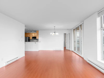 706-8460 Granville Avenue - 5