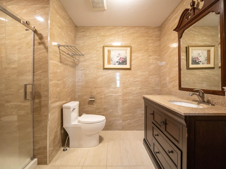 4515 Stonehaven Avenue, North Vancouver, BC, V7G 1E7 - 17