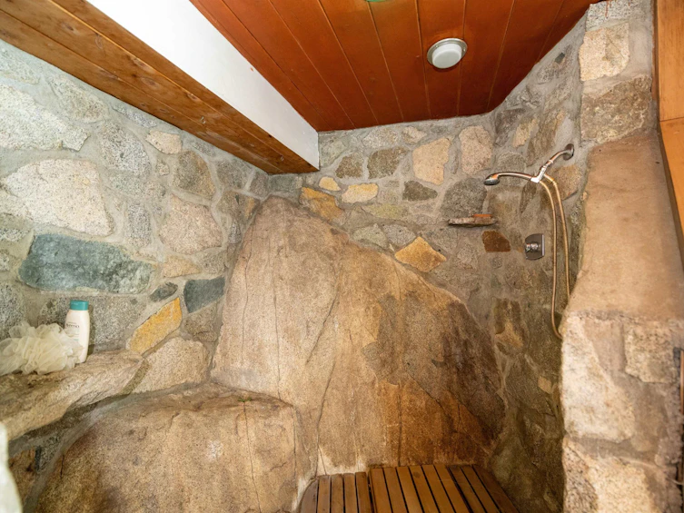 4515 Stonehaven Avenue, North Vancouver, BC, V7G 1E7 - 25