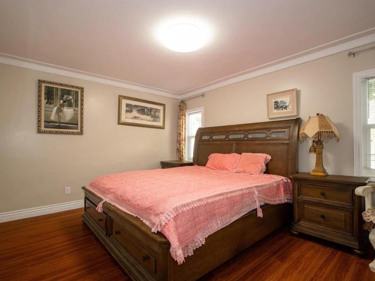 4515 Stonehaven Avenue, North Vancouver, BC, V7G 1E7 - 16