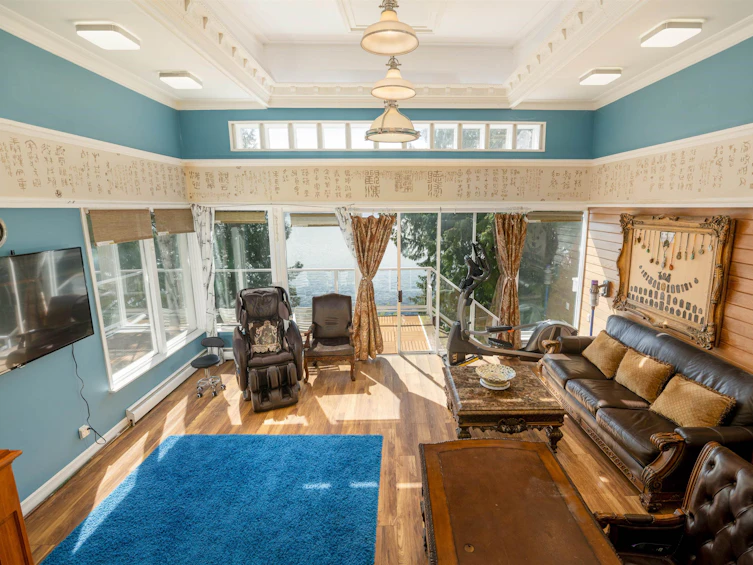4515 Stonehaven Avenue, North Vancouver, BC, V7G 1E7 - 8