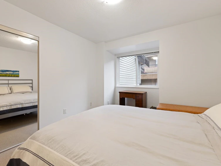 1575 Cotton Drive, Vancouver, BC, V5L 5G5 - 13