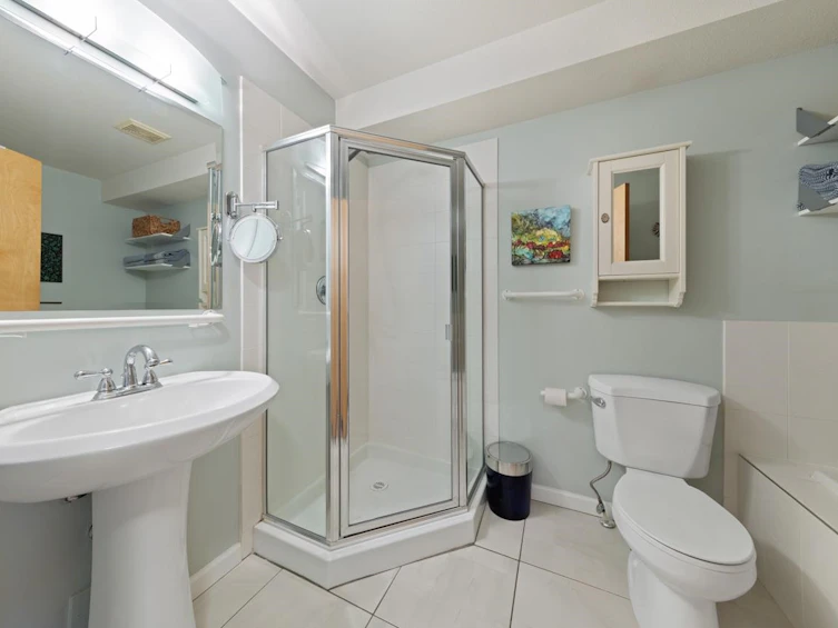 1575 Cotton Drive, Vancouver, BC, V5L 5G5 - 20