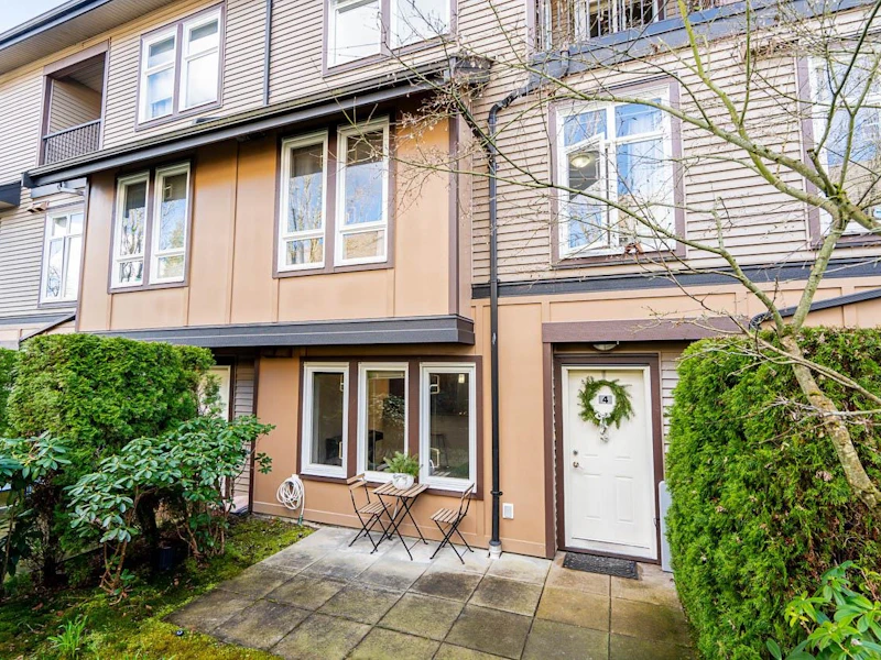 4 - 6538 Elgin Avenue, Burnaby BC V5H 3S6