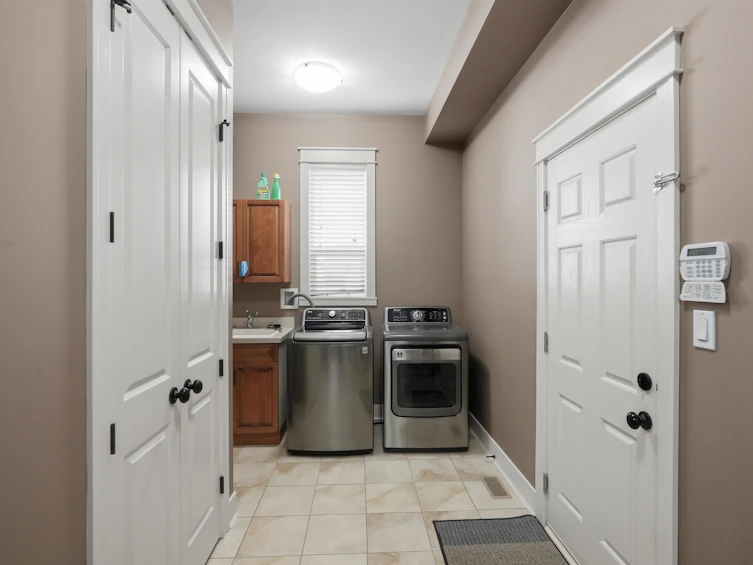 2203 Riesling Drive, Abbotsford, BC, V4X 0A6 - 16