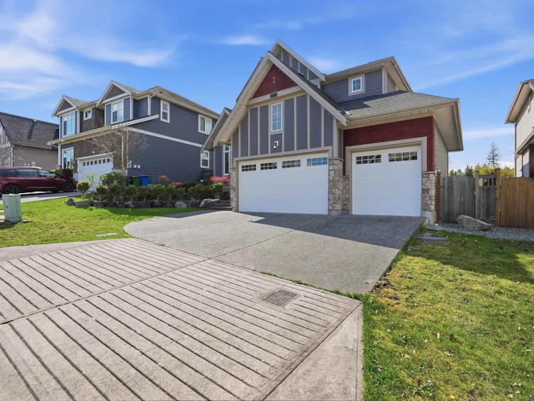 2203 Riesling Drive, Abbotsford, BC, V4X 0A6 - 3