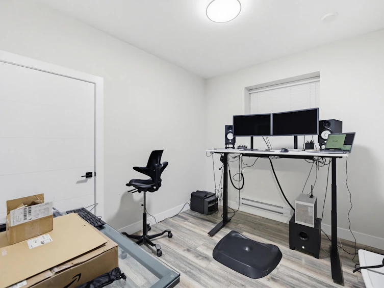 7115 206 Street, Langley, BC, V2Y 3J9 - 38