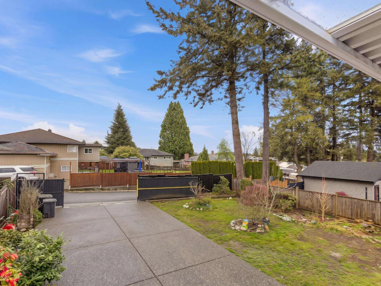 7728 Mary Avenue, Burnaby, BC, V3N 3G8 - 28