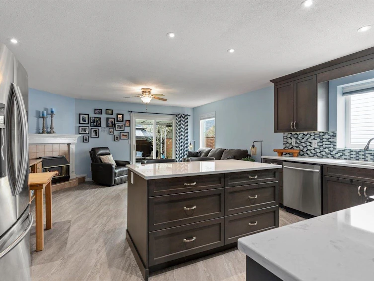 44996 Cumberland Avenue, Chilliwack, BC, V2R 3C2 - 13