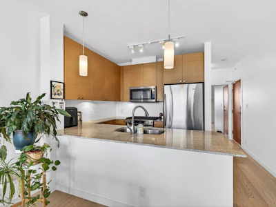 2209-110 Brew Street - 2