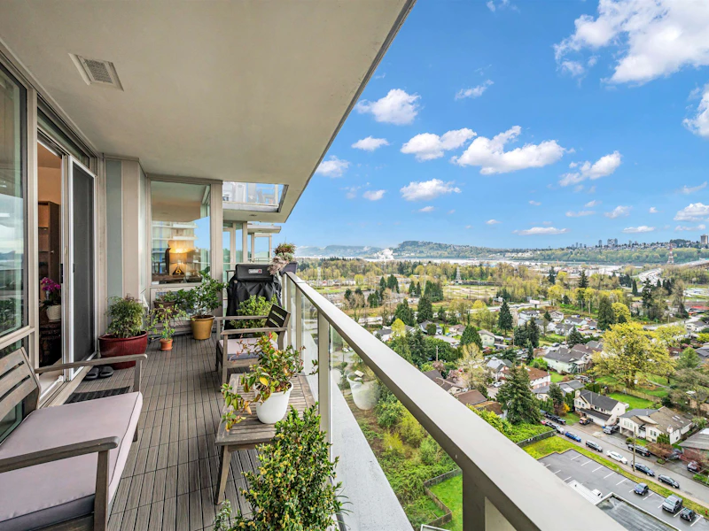2107 - 1550 Fern Street, North Vancouver BC