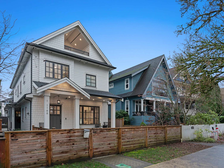 1-1166 E 11th Avenue, Vancouver, BC, V5T 2G3