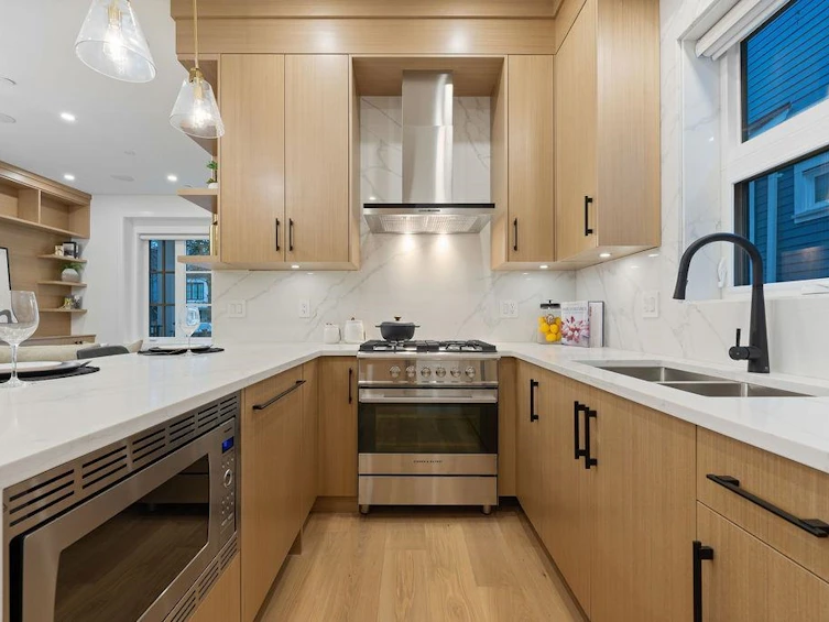 1-1166 E 11th Avenue, Vancouver, BC, V5T 2G3 - 13