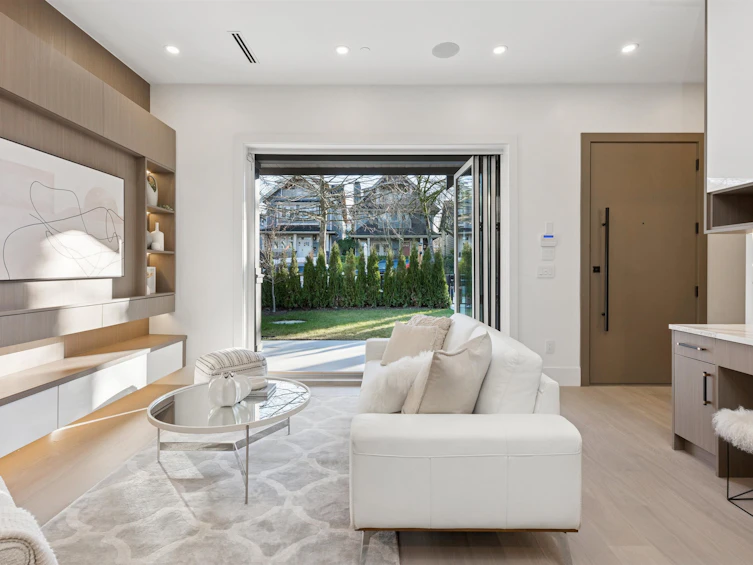 1-847 E 10 Avenue, Vancouver, BC, V5T 2A9 - 2