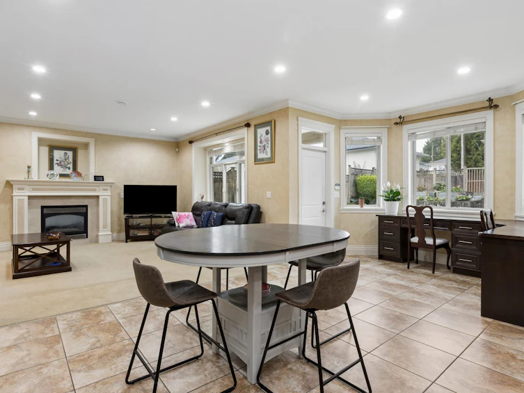 418 E 13th Street, North Vancouver, BC, V7L 2M1 - 11