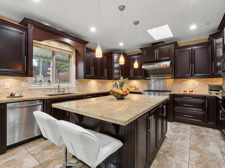 418 E 13th Street, North Vancouver, BC, V7L 2M1 - 9