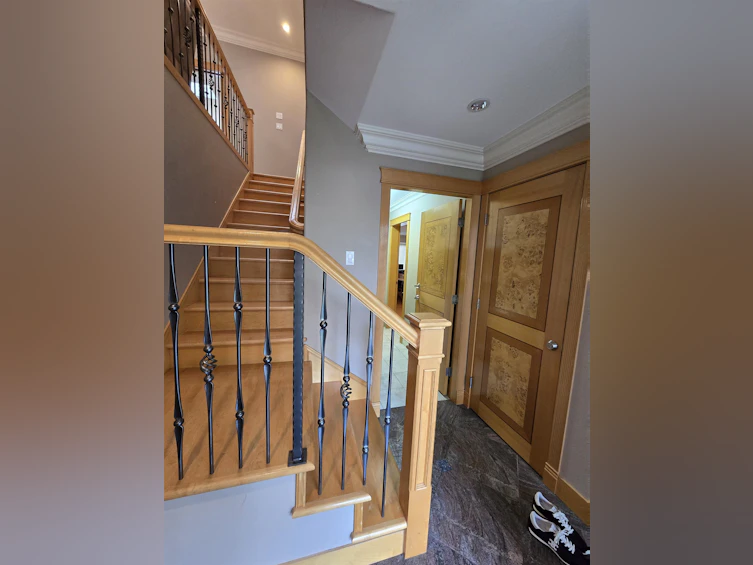3462 Worthington Drive, Vancouver, BC, V5M 3X9 - 33