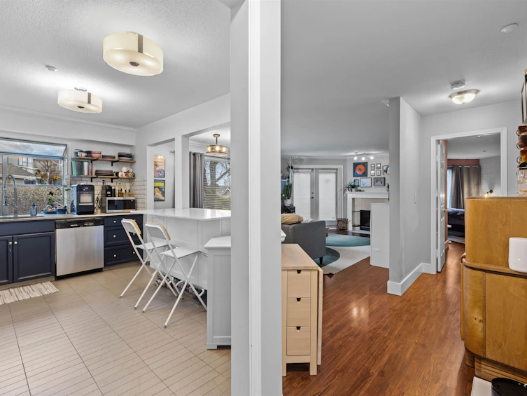 304-25 Richmond Street, New Westminster, BC, V3L 5P9 - 6