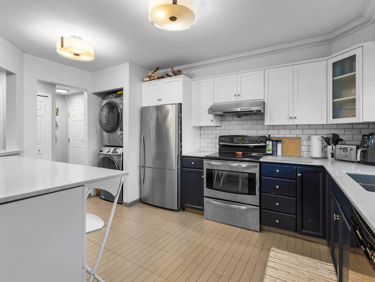 304-25 Richmond Street, New Westminster, BC, V3L 5P9 - 8