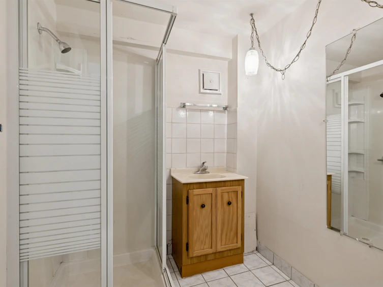 133 W 63rd Avenue, Vancouver, BC, V5X 2H7 - 27