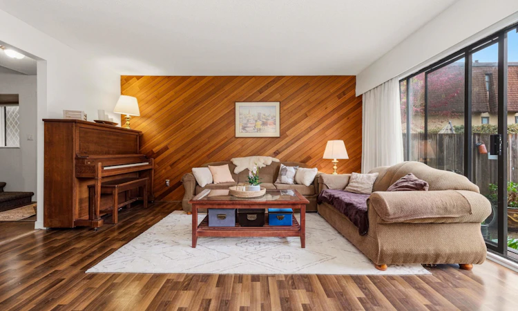 841 Old Lillooet Road
