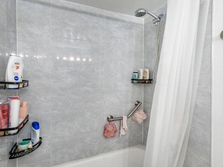 102-8040 Ryan Road, Richmond, BC, V7A 2E5 - 17