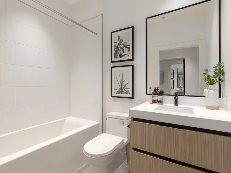 601-2235 E Broadway, Vancouver, BC, V5N 0J5 - 16