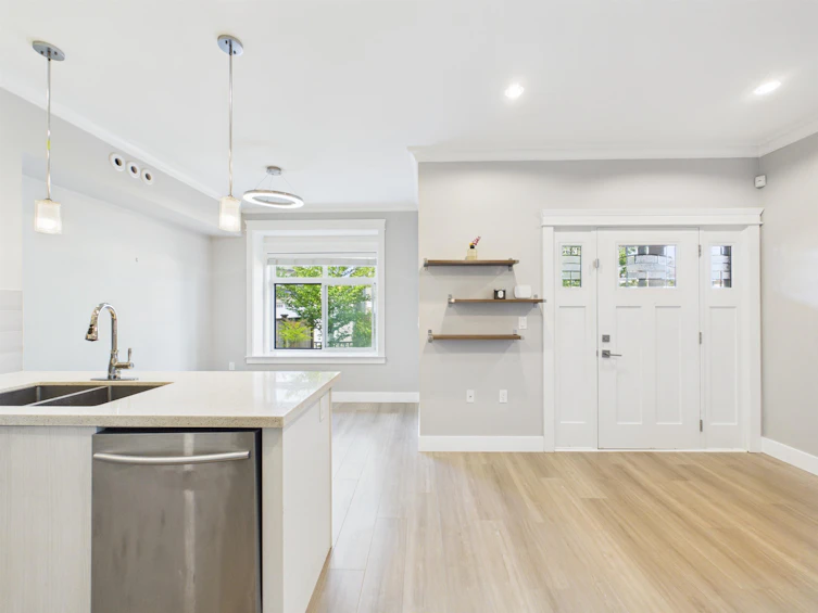12-9551 No. 3 Road, Richmond, BC, V7A 1W2 - 9