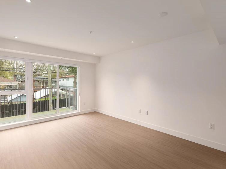 210-2235 E Broadway, Vancouver, BC, V5N 0J5 - 4