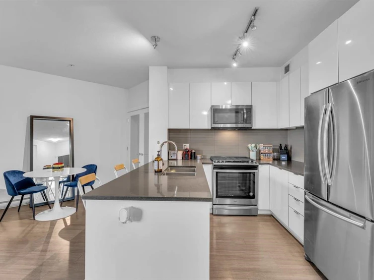 305-15137 33 Avenue, Surrey, BC, V3Z 0Y1 - 4