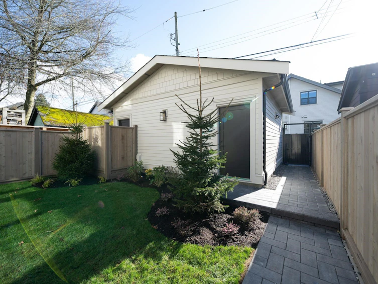 2-864 E 16th Avenue, Vancouver, BC, V5T 2V6 - 29