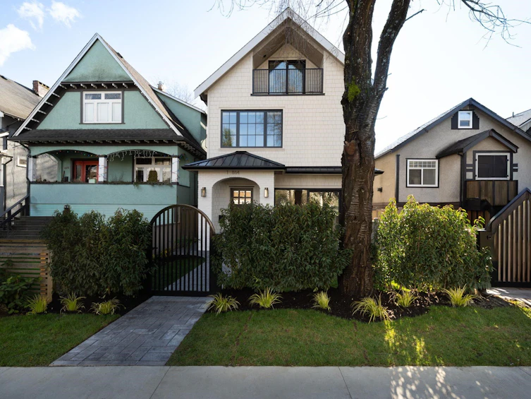 2-864 E 16th Avenue, Vancouver, BC, V5T 2V6 - 10