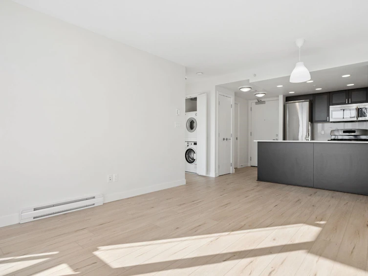 717-4818 Eldorado Mews, Vancouver, BC, V5R 0B3 - 4