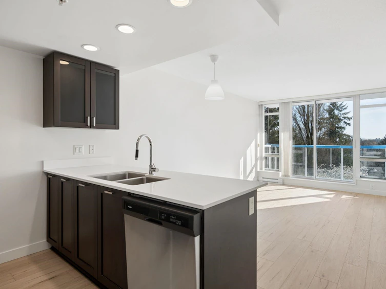 717-4818 Eldorado Mews, Vancouver, BC, V5R 0B3 - 3