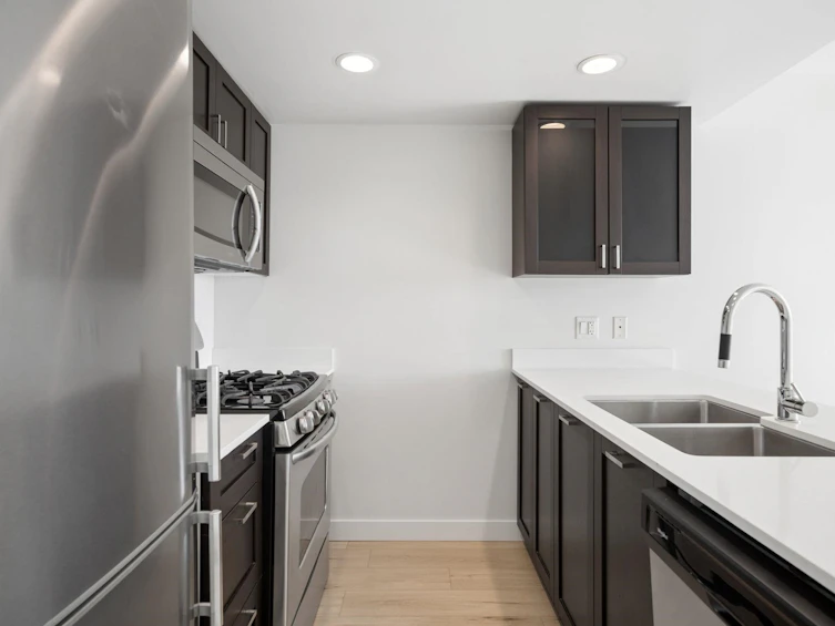 717-4818 Eldorado Mews, Vancouver, BC, V5R 0B3 - 7