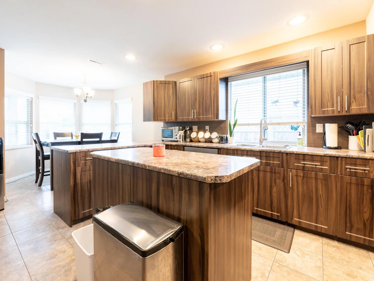 102 Viscount Place, New Westminster, BC, V3M 6L4 - 5