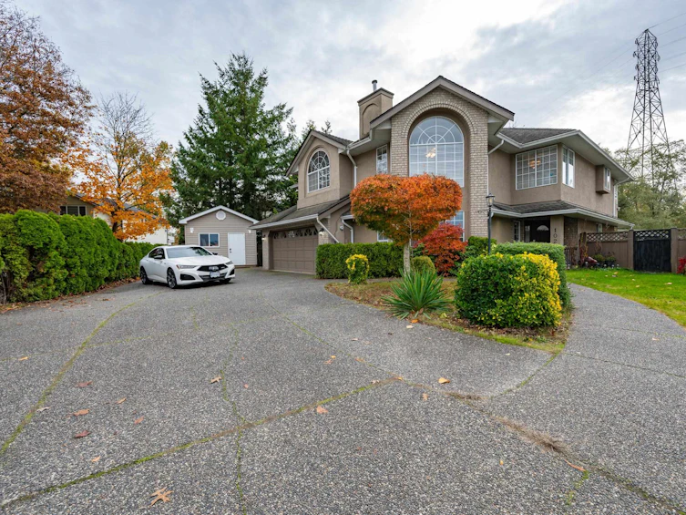 102 Viscount Place, New Westminster, BC, V3M 6L4