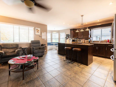 102 Viscount Place - 3
