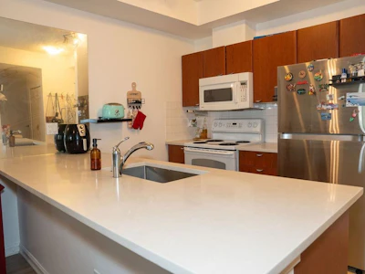 406-10088 148 Street - 5