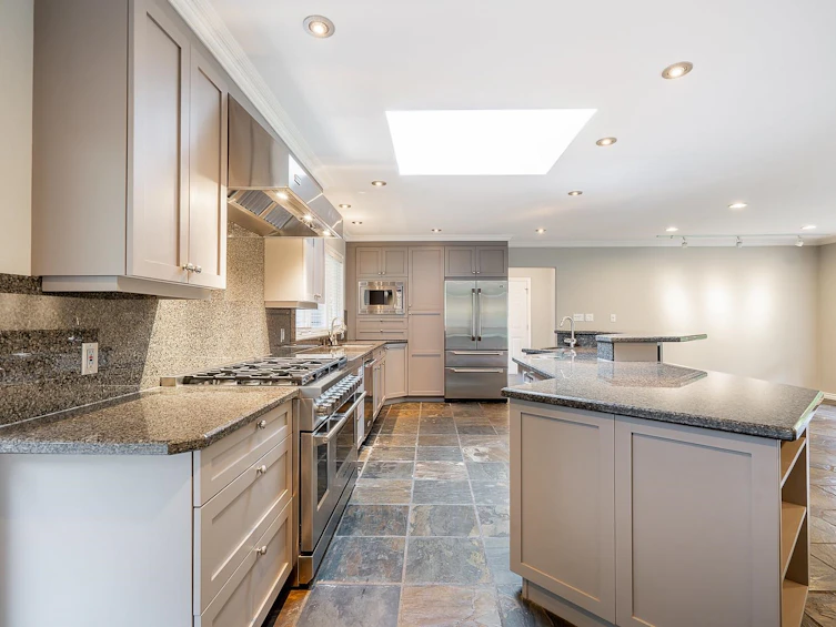 3980 Westridge Avenue, West Vancouver, BC, V7V 3H7 - 2