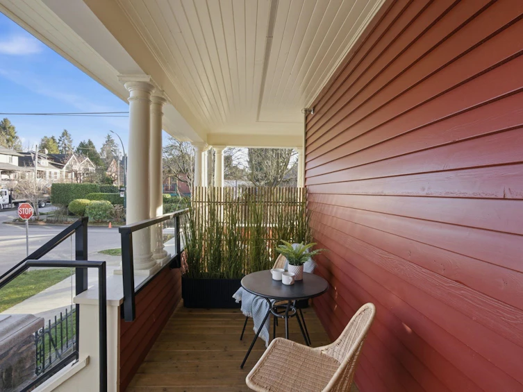 1081 Semlin Drive, Vancouver, BC, V5L 2N6 - 3
