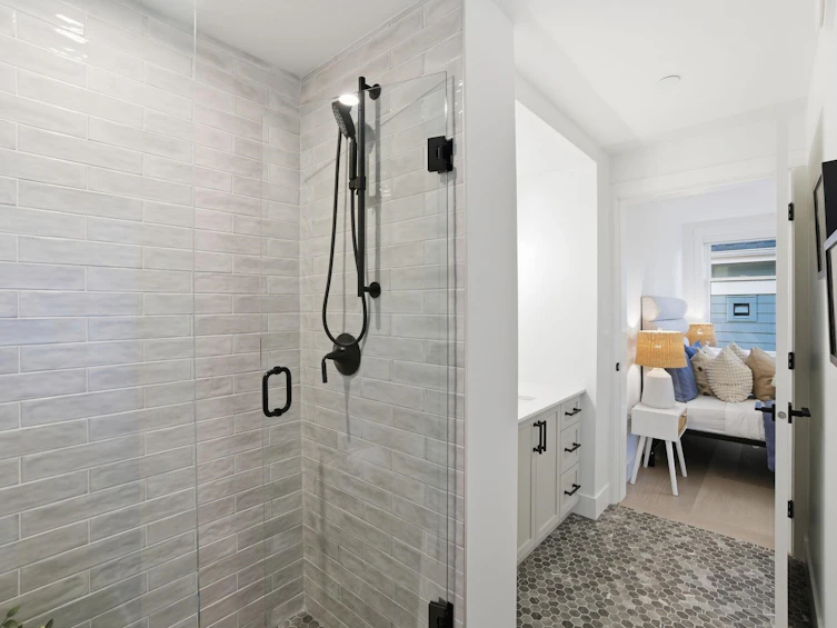 1081 Semlin Drive, Vancouver, BC, V5L 2N6 - 19