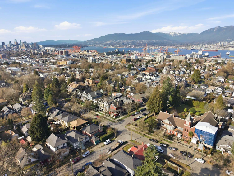 1081 Semlin Drive, Vancouver, BC, V5L 2N6 - 29