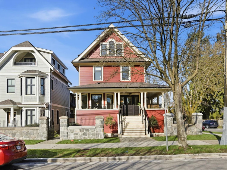1967 Napier Street, Vancouver, BC, V5L 2N6 - 3