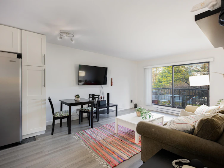 215-251 W 4th Street, North Vancouver, BC, V7M 1H8 - 5